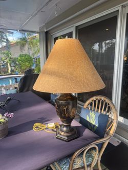 Chinese Ceramic Chinoiserie Handpainted Lamp With 2 Shades