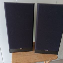 Jbl Speakers.. Call only 