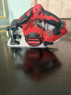 Milwaukee Circular Saw