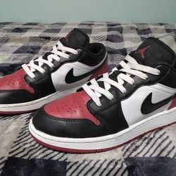 Red And Black Dunks 