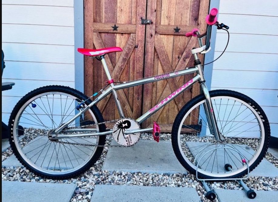 Beautiful Vintage 1995 Schwinn Predator 24 100th Anniversary Edition BMX Bike