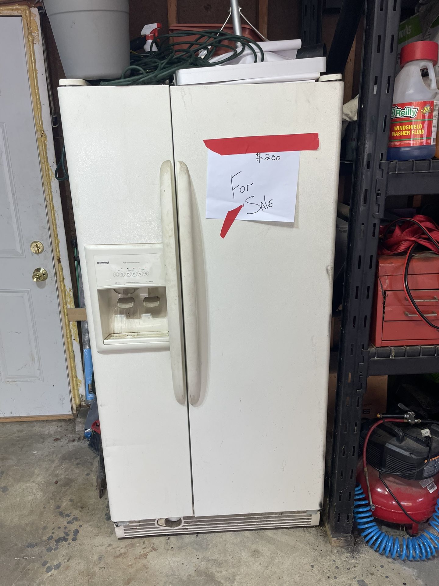 Refrigerator