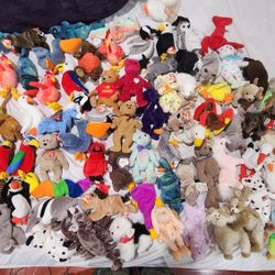 LOT of 91 BEANIE BABYS
