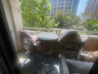bistro patio table (free chairs)