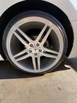 Asante rims, 22 inch Asante rims, 22 inch 5 Bults