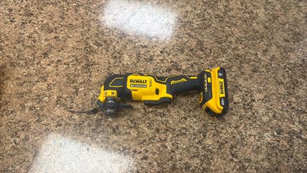 Dewalt Cordless Oscillating Multi-tool