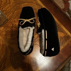 Australian Made UGG slippers - The Real Thing!!