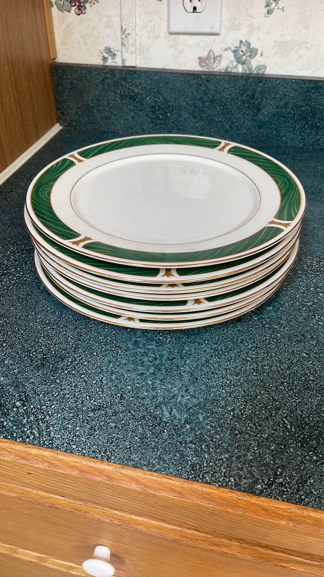 Majesty, Fine, China