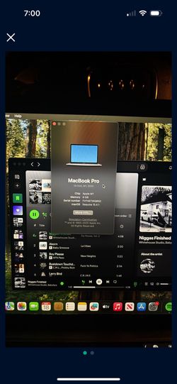 Pristine Condition. M1 2020 W/touchbar