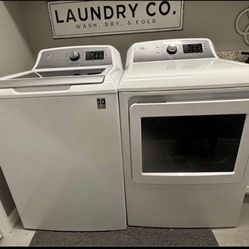 One Year Old Washer And Electric Dryer