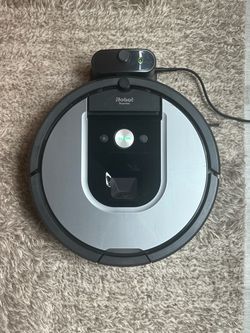 iRobot Roomba 960 Wi-Fi Robot Vacuum