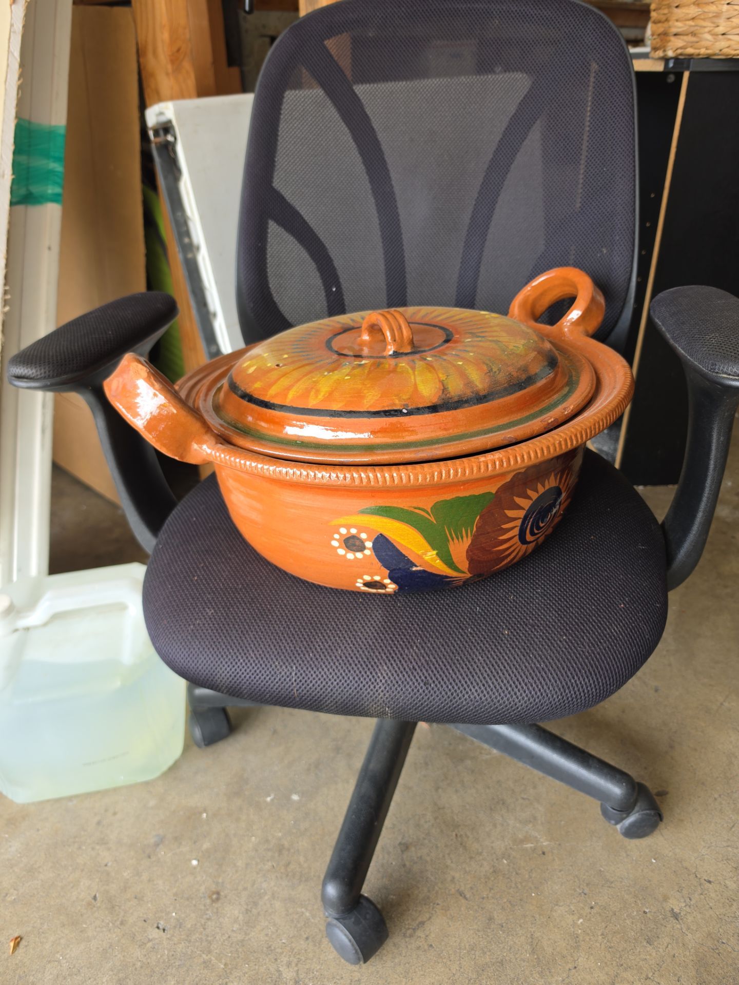 Adobe Pot with Lid