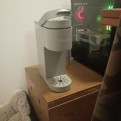 Keurig K-Mini Single Serve Coffee Maker