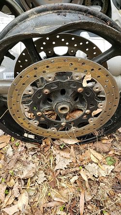 2005 Yamaha R6 from brake rotors bent rim