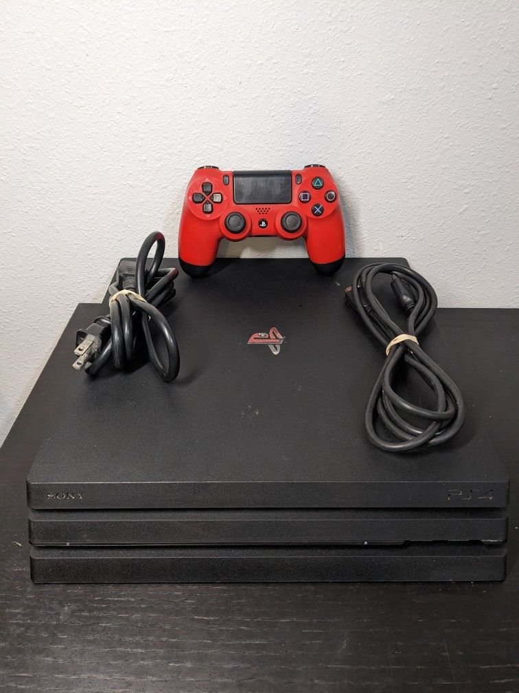 PlayStation 4 Pro PS4 + Controller