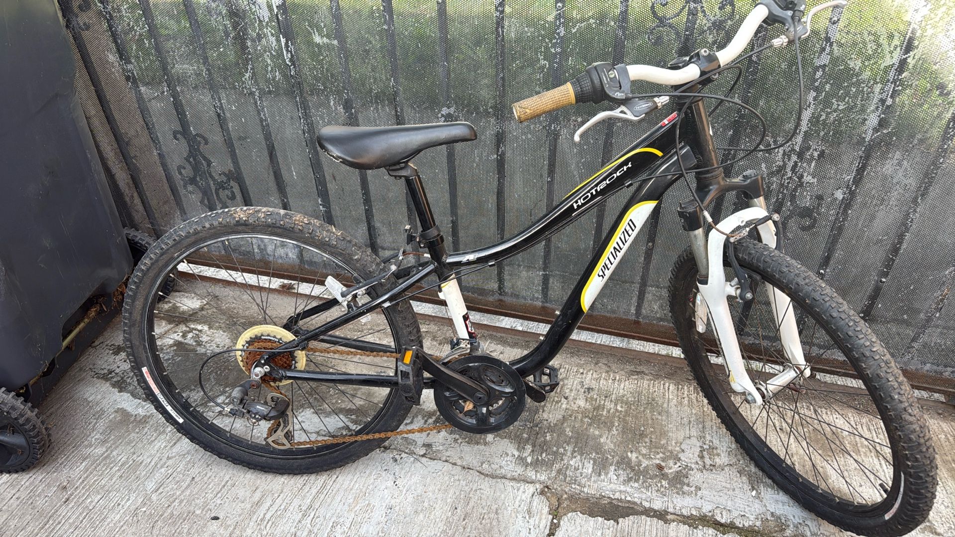 Specialized Hotrock Mountain Bike