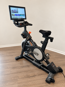 NordicTrack Commercial S22i Studio Cycle