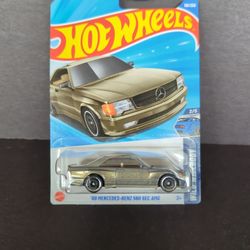 Hot Wheels Wild Widebody '89 Mercedes -Benz 560 SEC AMG 
