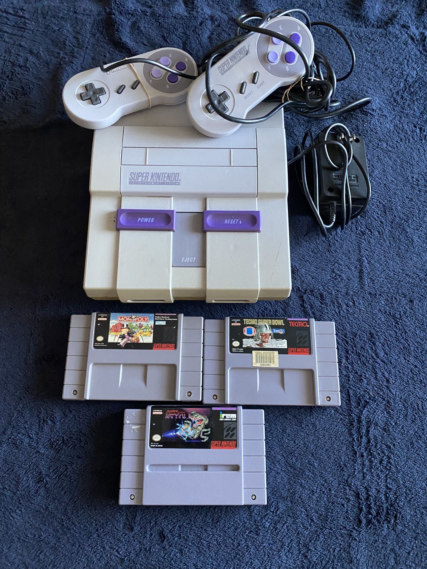 Super Nintendo + Games 