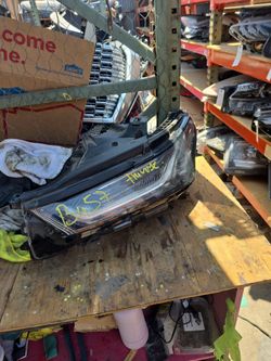 2022 2023 2024 Chevrolet Traverse Driver Left LH LED DRL Headlight OEM 0774
