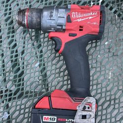 Milwaukee M18 Fuel Drill