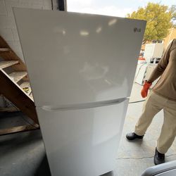 LG Refrigerator 2022-2023 ( Refrigeradores)