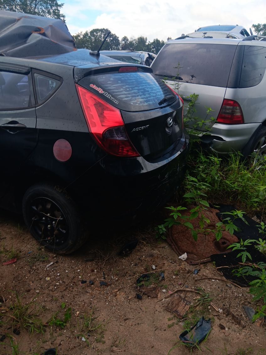 2015 Hyundai Accent Part