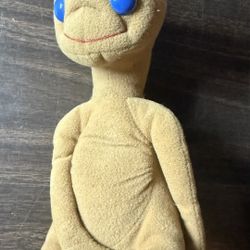 Vintage ET Plush Stuffed Animal 1982 Showtime Kamar Extra Terrestrial Toy Alien