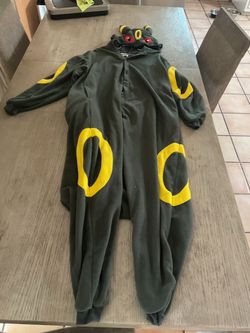 Umbreon Pokémon Kigurumi Onesie Costume adult size extra large