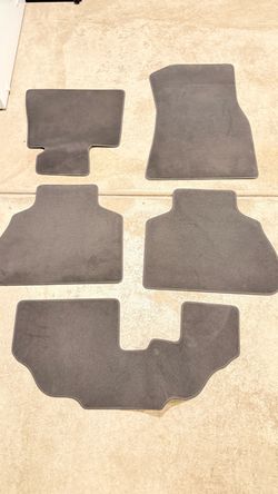 2026 BMW X7 OEM MATS