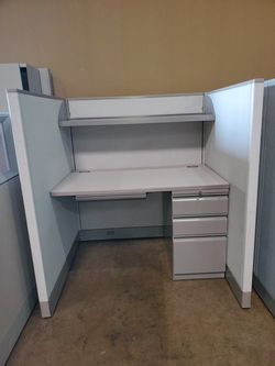 Excellent Pre-Owned Allsteel 4'x42" 56" High Work Stations