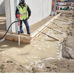 Husky
60 Gal. 3.7 HP 1-Phase 175 PSI Oil Lubed Belt Drive
Stationary Electric Air Compressor