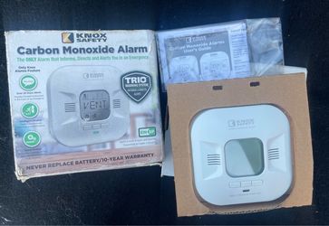 🔥Knox Safety Plugin Carbon Monoxide Detector $20🔥