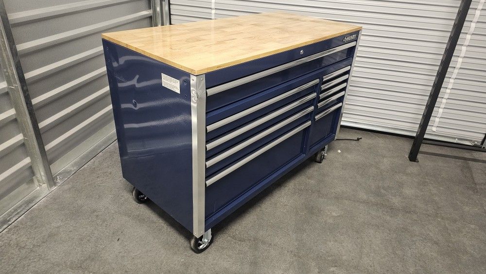 52-inch HUSKY TOOLBOX NEW
