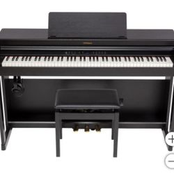 Roland RP-750 Digital Piano Bundle