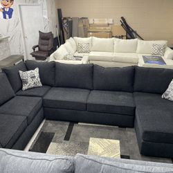 BLACK SECTIONAL