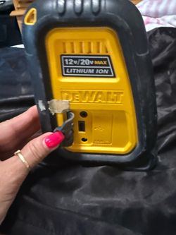 DeWalt 12V/20V Max Lithium Ion Battery Charger