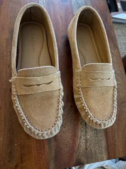 Penny Loafers / Women’s Beige size 7 (Edinburg)