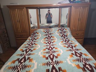 Oak Queen bedroom set