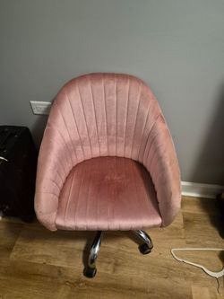 Pink swivel chair