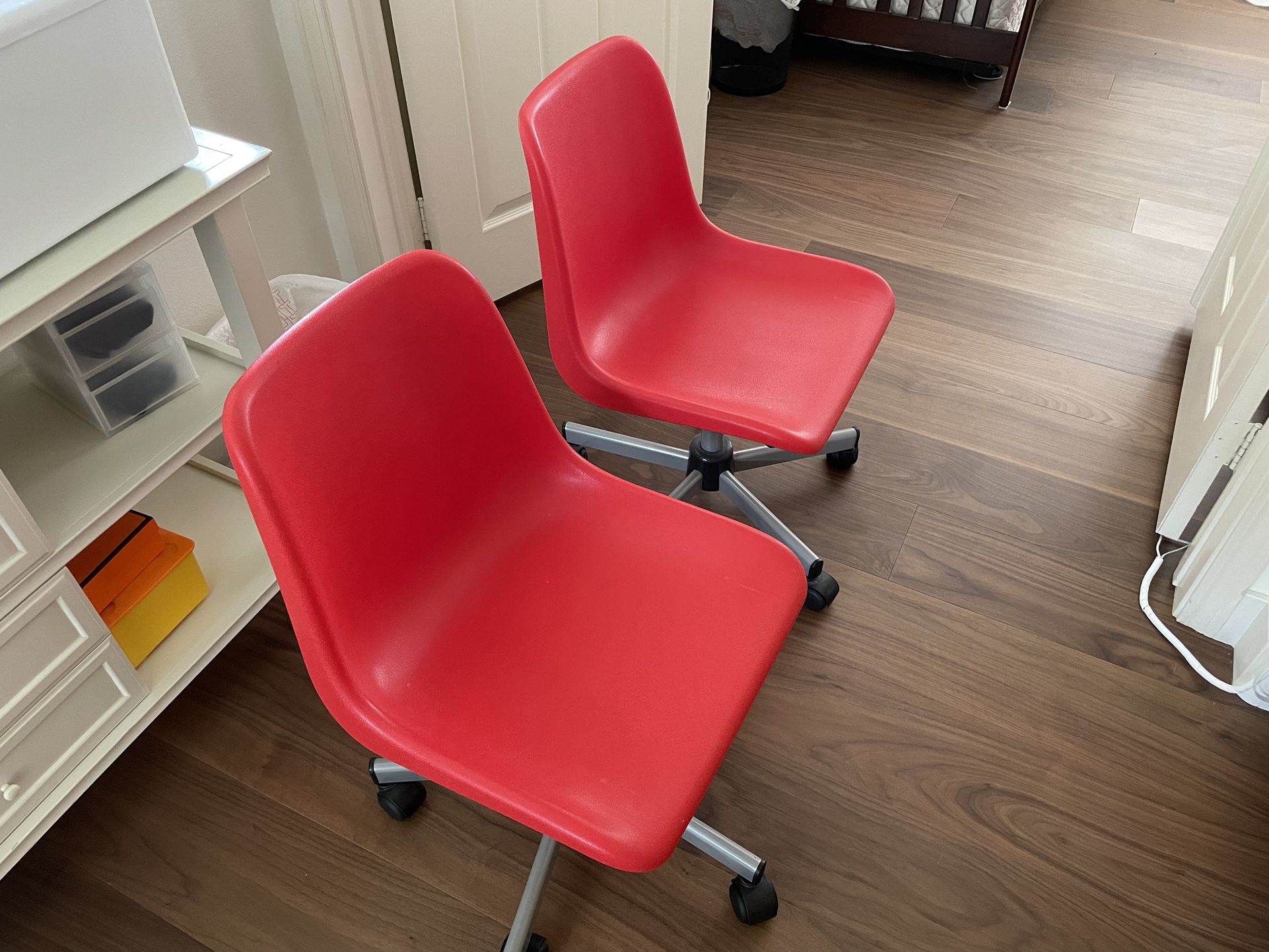 2 IKEA Desk Chairs With Wheels
