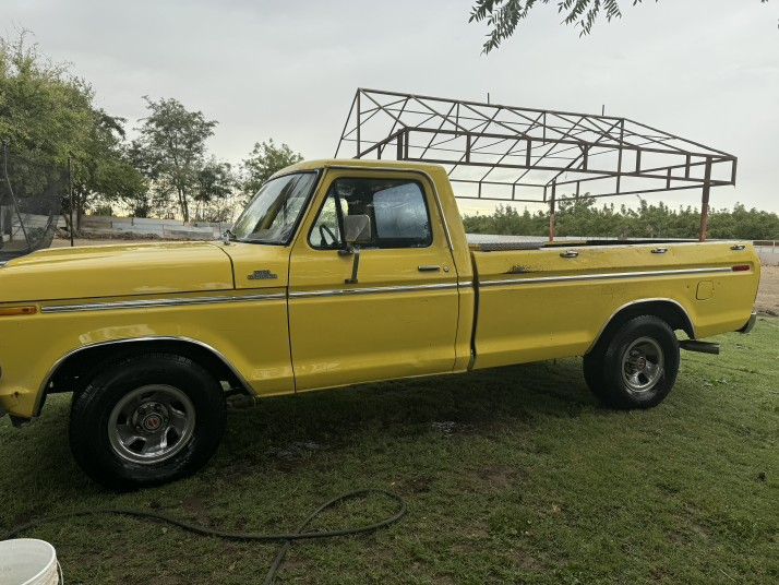 Ford Ranger F100