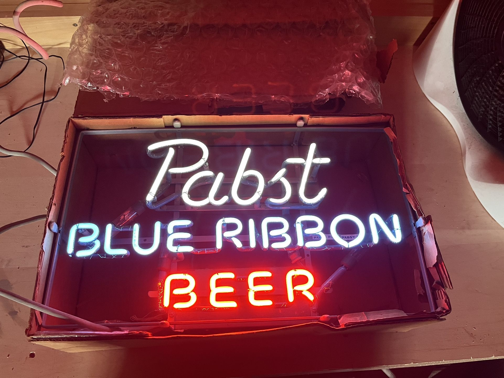 Vintage Pabst Blue Ribbon Neon Sign Never Used In Original Box 