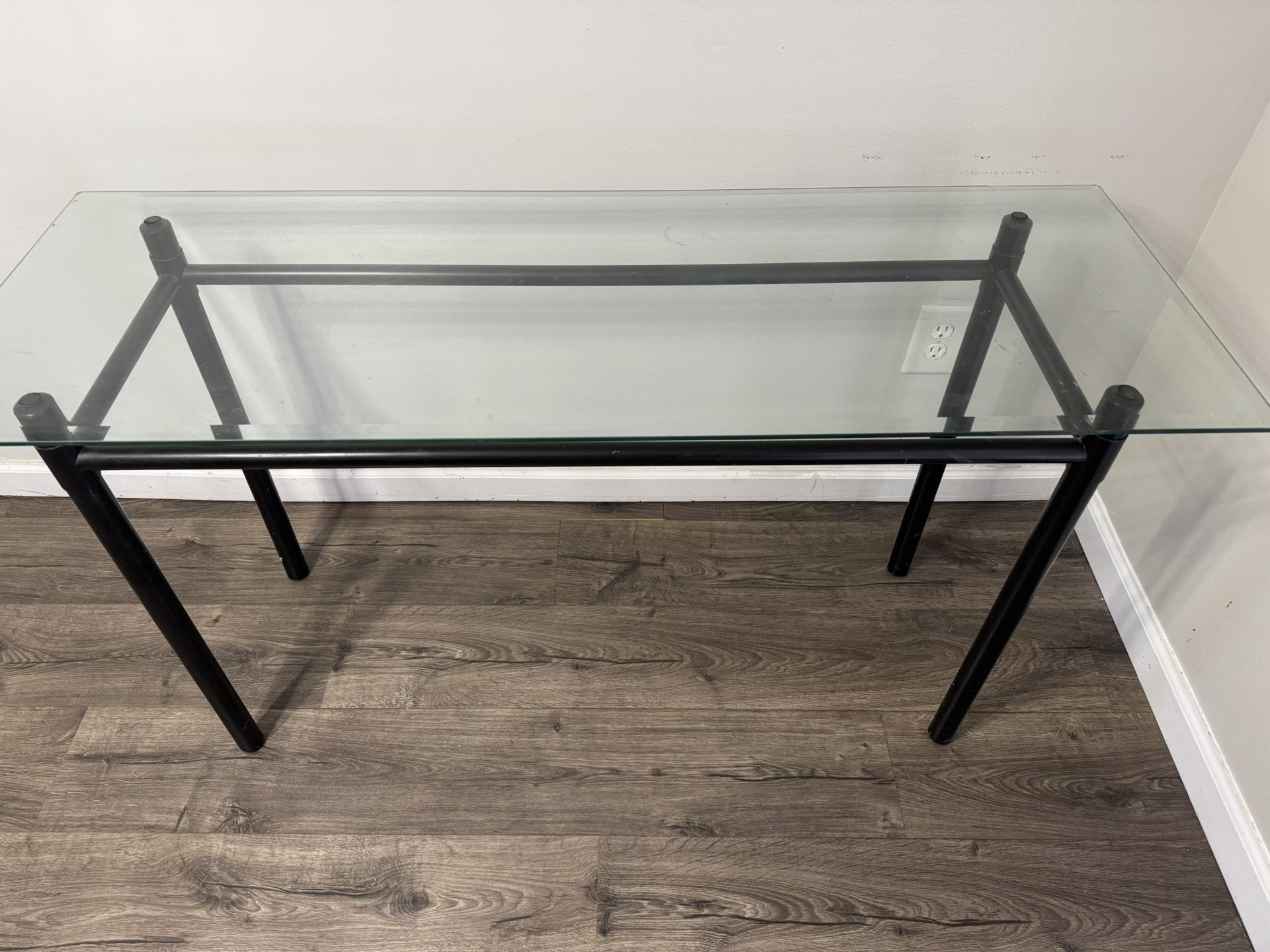 For Sale Entryway Table / A La Venta Mesa De Entrada