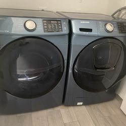 Samsung – 4.5 Cu. Ft. High Efficiency Stackable Front Load Washer w/ Addwash Door And Dryer