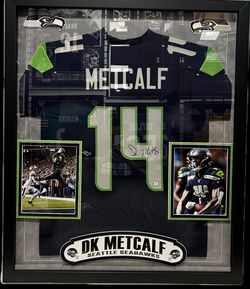 Framed Metcalf Jersey & Framed MJ Cards