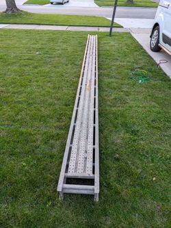 Aluminum scaffolding 18ft x 1ft