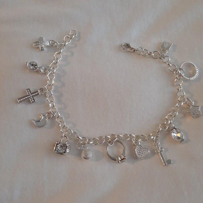 SILVERPLATED CHARM BRACELET