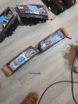 Chevrolet Silverado Head Lights 2003-2006