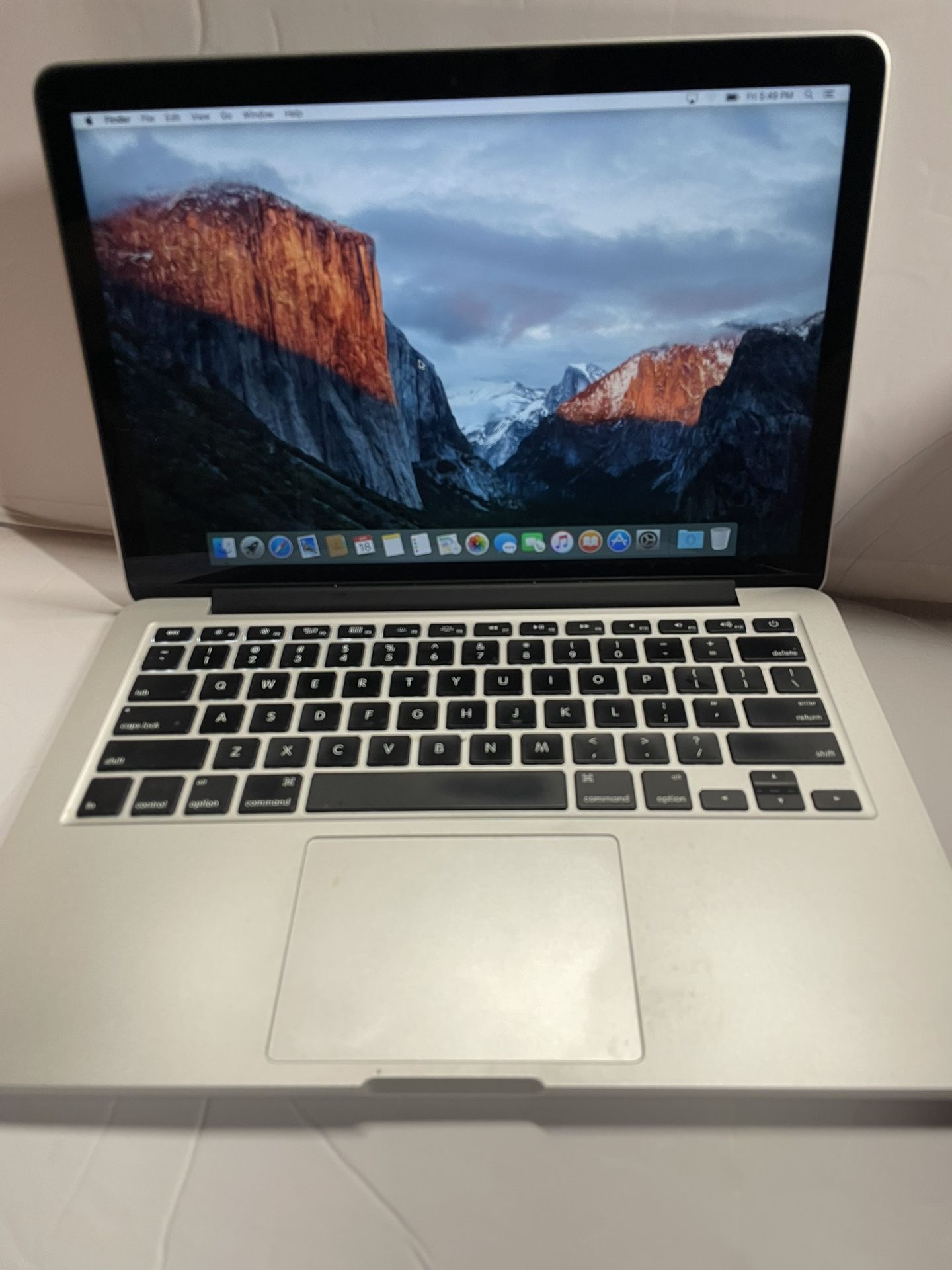 MACBOOK PRO A1502 LAPTOP